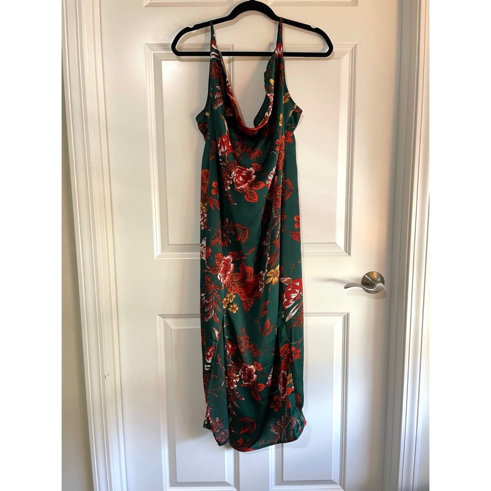 Pretty Little Thing size 12 NEW WITH TAG cowl neck dress green floral fall midi